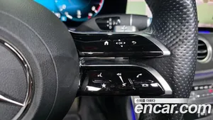 Mercedes-Benz E-Class, 2021 — миниатюра 32