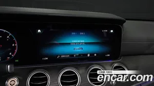 Mercedes-Benz E-Class, 2021 — миниатюра 33