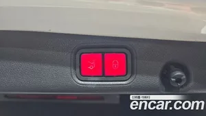 Mercedes-Benz E-Class, 2021 — миниатюра 35