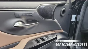 Lexus ES, 2024 — миниатюра 17