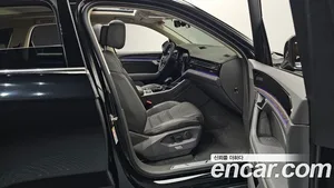 Volkswagen Touareg, 2023 — миниатюра 11