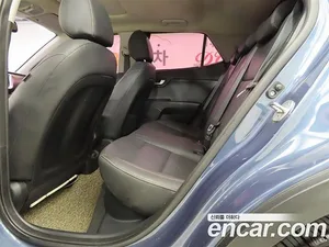 Kia Stonic, 2018 — миниатюра 6