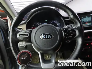 Kia Stonic, 2018 — миниатюра 8