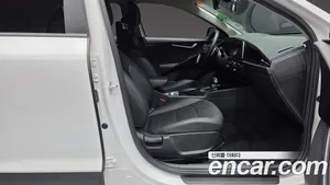 Kia Niro, 2022 — миниатюра 11