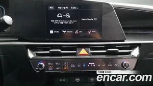 Kia Niro, 2022 — миниатюра 17