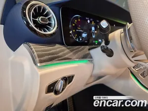 Mercedes-Benz E-Class, 2021 — миниатюра 16