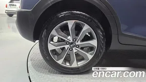Kia Stonic, 2017 — миниатюра 5