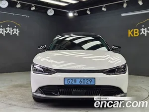 Kia EV6, 2023 — миниатюра 3