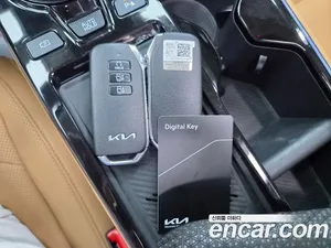 Kia EV6, 2023 — миниатюра 15