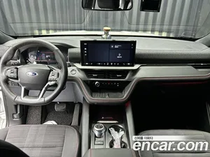 Ford Explorer, 2025 — миниатюра 6