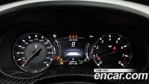 Maserati Quattroporte, 2021 — миниатюра 11