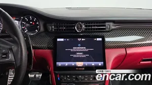 Maserati Quattroporte, 2021 — миниатюра 18
