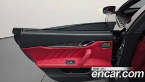 Maserati Quattroporte, 2021 — миниатюра 15