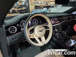Bentley Continental, 2022 — миниатюра 6