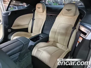 Bentley Continental, 2022 — миниатюра 10