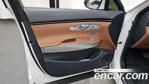 Genesis GV70, 2021 — миниатюра 14