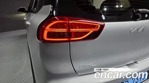 Kia Niro, 2022 — миниатюра 9