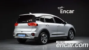 Kia Niro, 2022 — миниатюра 1