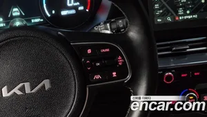 Kia Niro, 2022 — миниатюра 18
