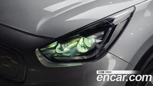 Kia Niro, 2022 — миниатюра 7