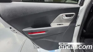 Kia Niro, 2022 — миниатюра 14