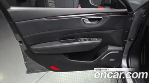 Renault SM6, 2017 — миниатюра 13