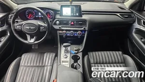Genesis G70, 2018 — миниатюра 10