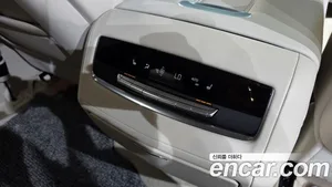 Cadillac Escalade, 2023 — миниатюра 21