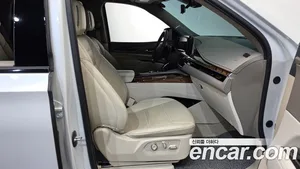 Cadillac Escalade, 2023 — миниатюра 16