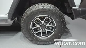 Jeep Wrangler, 2025 — миниатюра 7