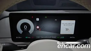 Genesis GV60, 2022 — миниатюра 10