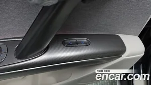 Genesis GV60, 2022 — миниатюра 32