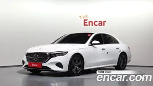 Mercedes-Benz E-Class, 2025 — миниатюра 1