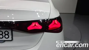 Mercedes-Benz E-Class, 2025 — миниатюра 9
