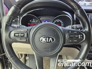Kia Carnival, 2017 — миниатюра 12