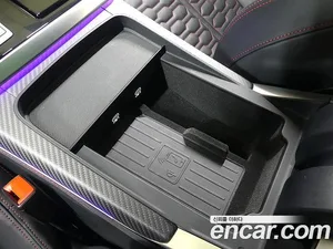 Audi RSQ8, 2025 — миниатюра 17