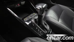 Kia Stonic, 2018 — миниатюра 12