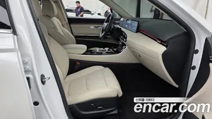 Genesis GV70, 2024 — миниатюра 16