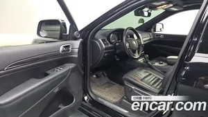 Jeep Cherokee, 2020 — миниатюра 13