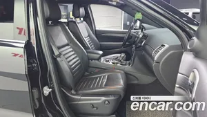 Jeep Cherokee, 2020 — миниатюра 17