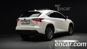 Lexus NX, 2017 — миниатюра 1