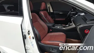 Lexus NX, 2017 — миниатюра 16