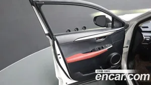Lexus NX, 2017 — миниатюра 13