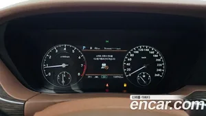 Genesis G90, 2021 — миниатюра 11