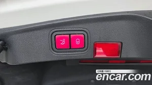 Mercedes-Benz C-Class, 2021 — миниатюра 28