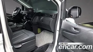 Hyundai Staria, 2024 — миниатюра 16