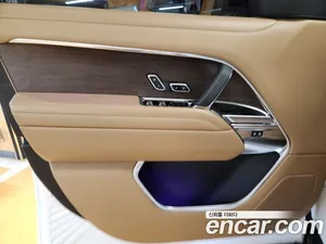 Land Rover Range Rover, 2023 — миниатюра 13