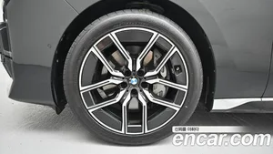 BMW 7-Series, 2025 — миниатюра 5