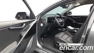 Kia Niro, 2022 — миниатюра 10