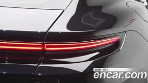 Porsche Panamera, 2025 — миниатюра 9